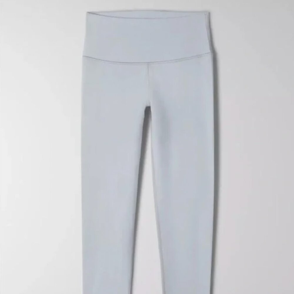 Like New Aritzia TnAction TNABREATHE™ TRACE HI-RISE LEGGING